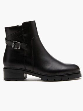 Dress SURI Black Leather Ankle-High Bootie by La Canadienne, Size US 5.5